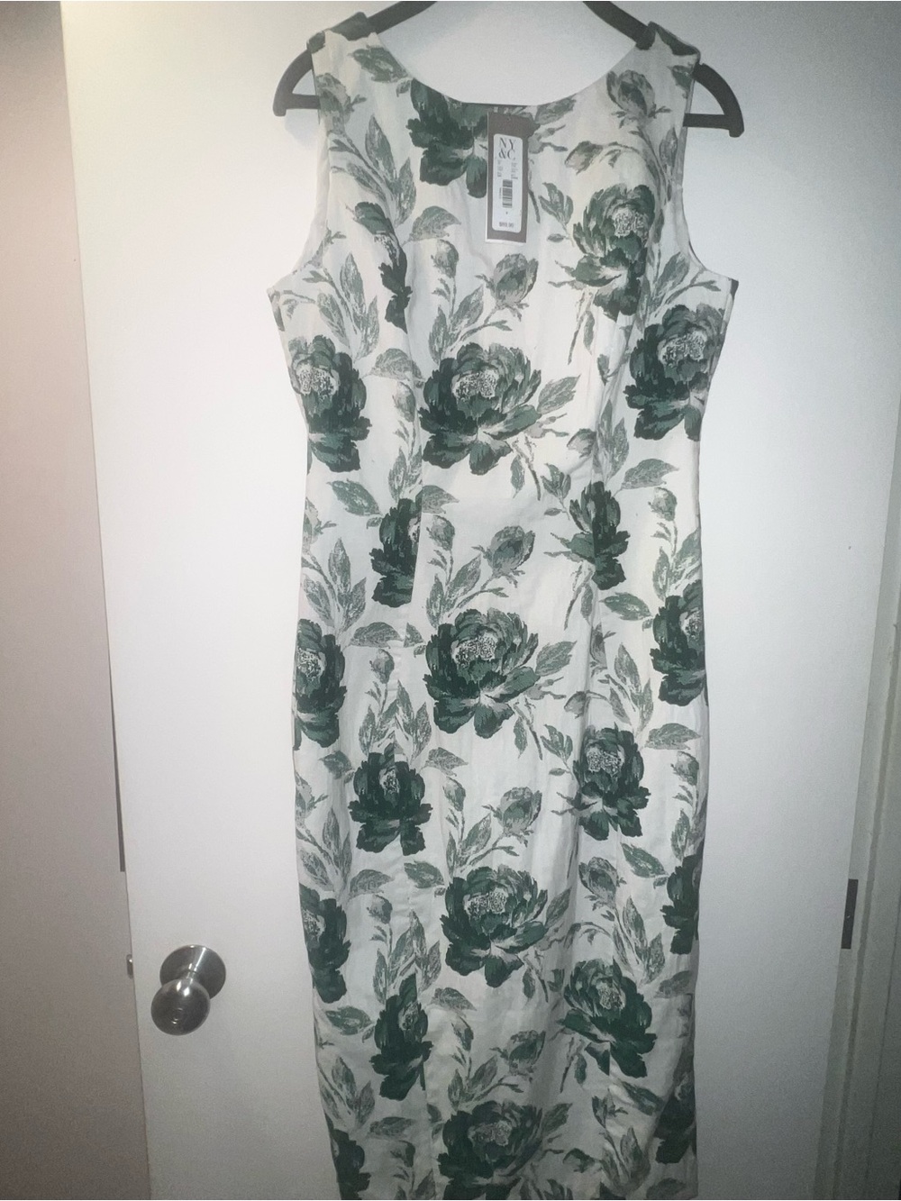Sleeveless White Dress with Green Floral Print brand new w/tags size 6